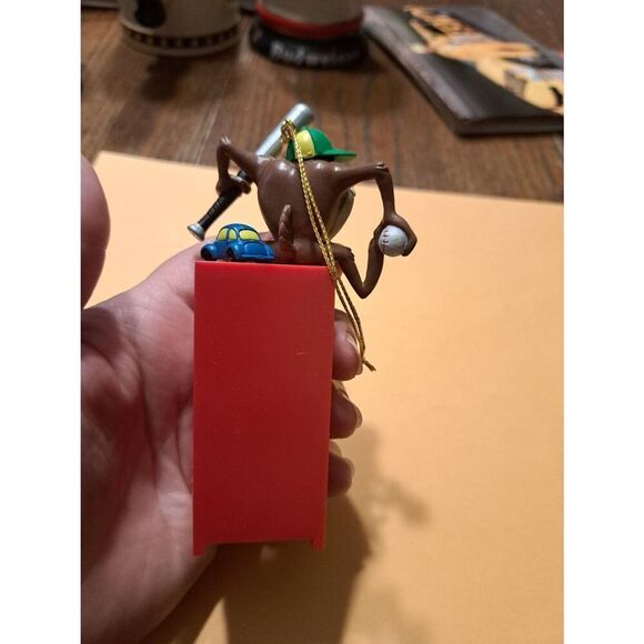 Vintage 1998 Warner Sports Taz Christmas Ornament Tasmanian Devil Looney Tunes - Picture 6 of 9